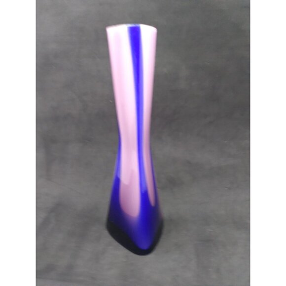 Vtg MCM Cased Glass Triangular Bud Pop Art Purple Bud Vase Japan 7.5"  READ - Picture 8 of 15